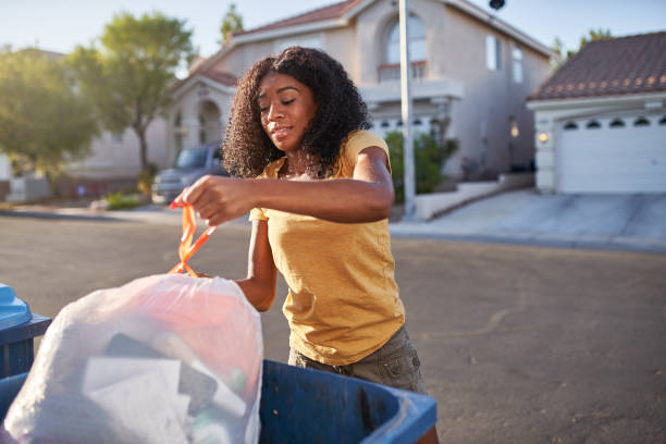 Best Commercial Cleanout Services  in Monticello, IN
